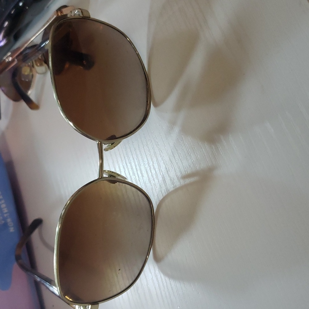 Burberry sunglasses